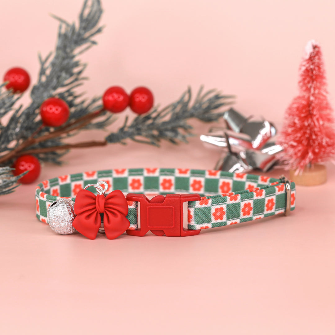 Check Me On The Nice List - Christmas Daisy Checkered Cat Collar