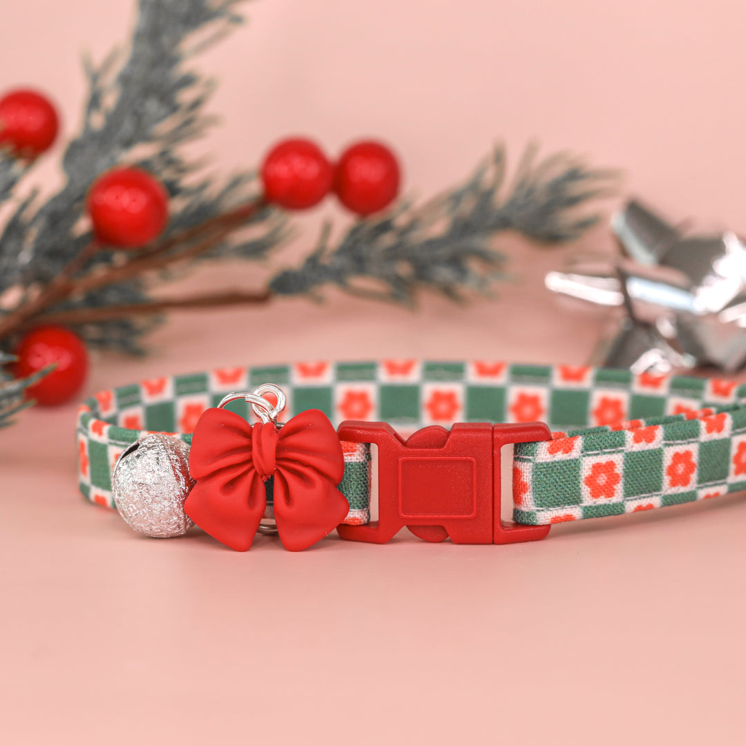 Check Me On The Nice List - Christmas Daisy Checkered Cat Collar