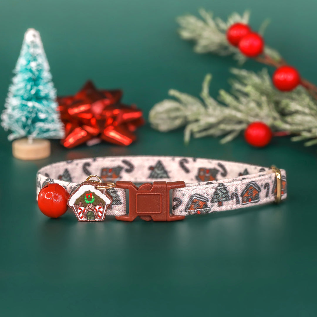 Pawlease Come Home For Christmas - Gingerbread House Christmas Cat Collar