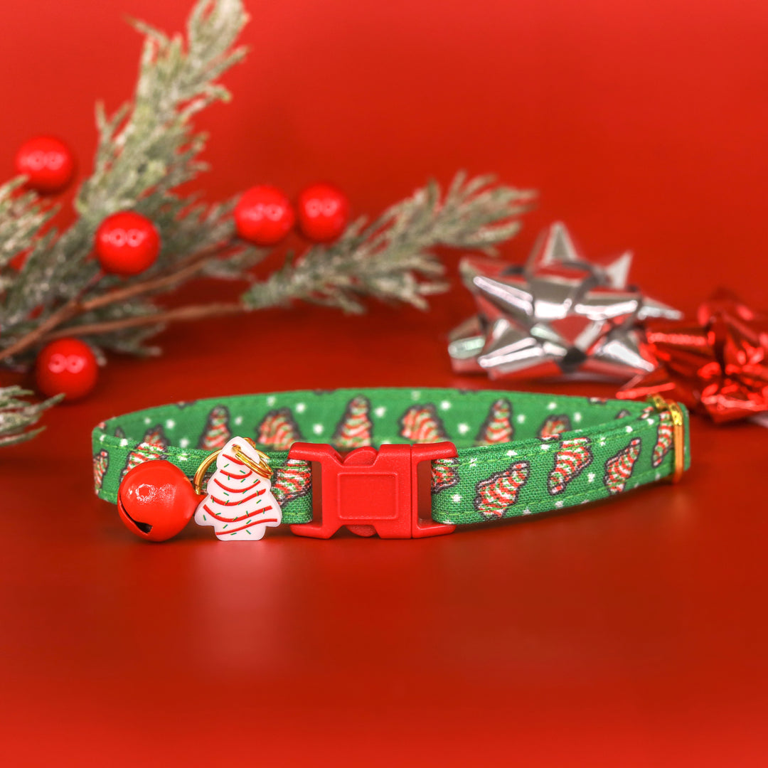 Oh Christmas Treat- Green Tree Cakes Christmas Cat Collar