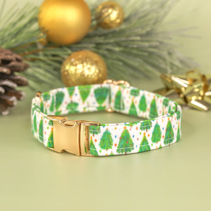 Pawing Around The Christmas Tree - Christmas Tree Dog Collar