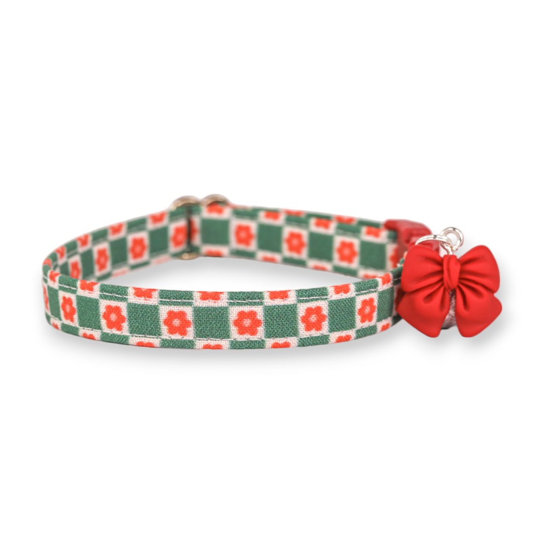 Check Me On The Nice List - Christmas Daisy Checkered Cat Collar