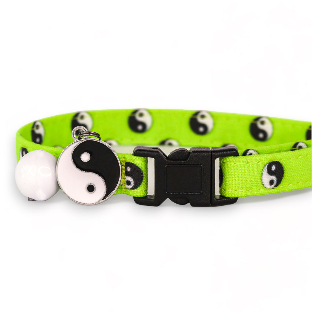 Opposites Attract - Green Yin Yang Cat Collar