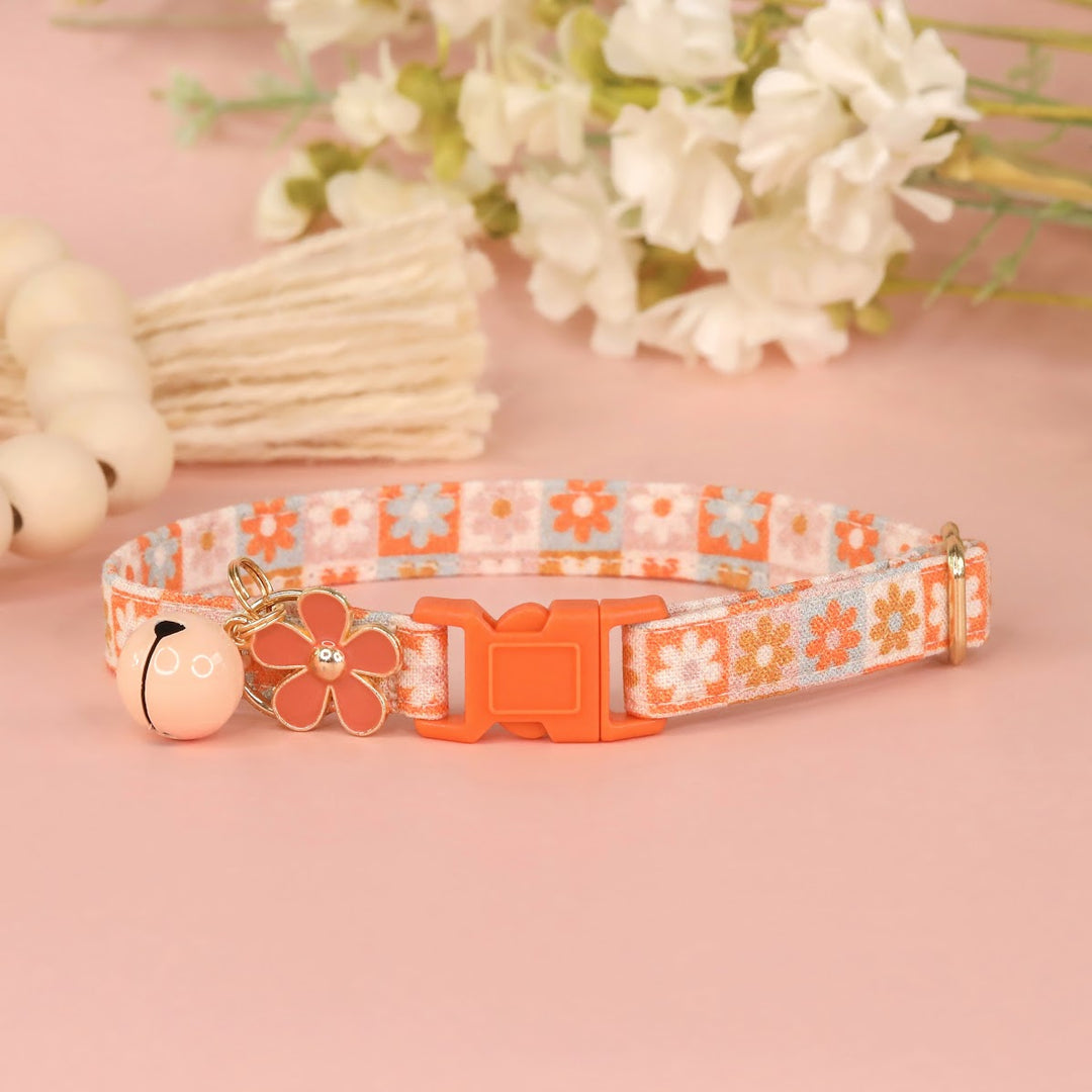 Put Up Your Daisy Dukes - Checkered Daisy Cat Collar