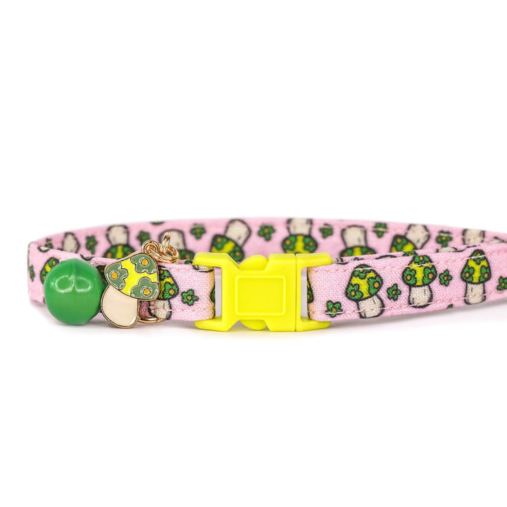 Are you Trippin’ - Groovy Floral Mushroom Cat Collar