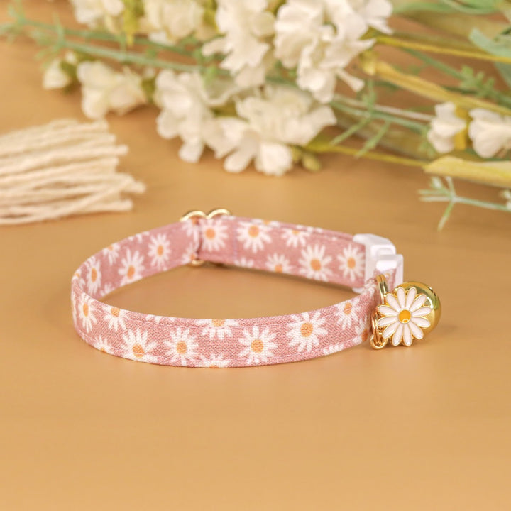 Oopsie Daisy - Pink Daisy Cat Collar