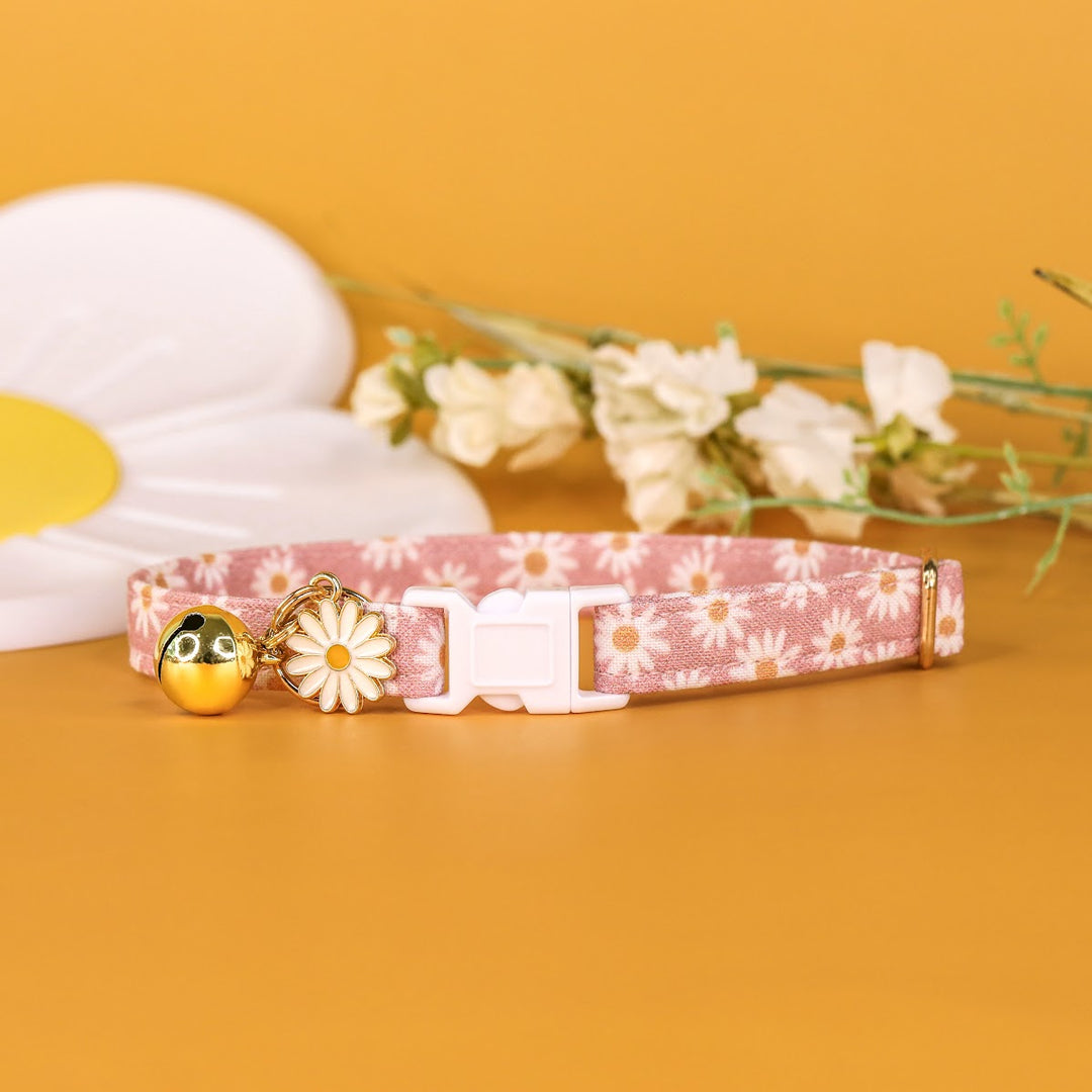 Oopsie Daisy - Pink Daisy Cat Collar