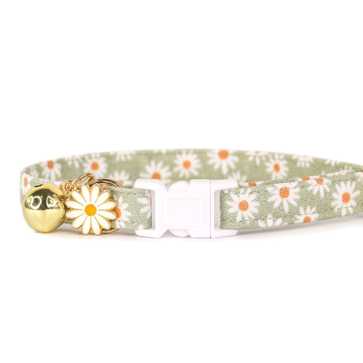 Oopsie Daisy - Sage Daisy Cat Collar