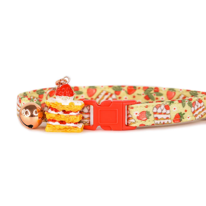 Shortcake Sweetie - Strawberry Shortcake Cat Collar