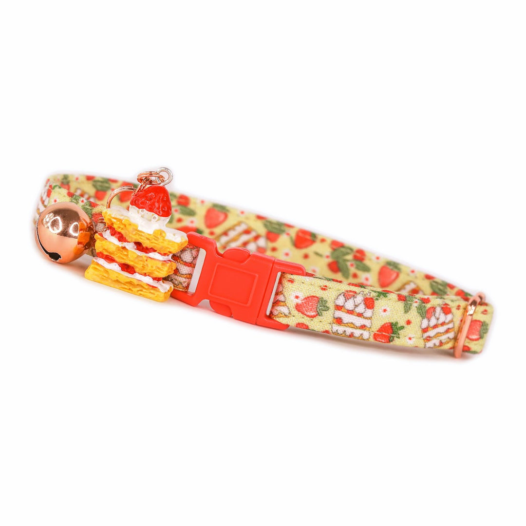 Shortcake Sweetie - Strawberry Shortcake Cat Collar