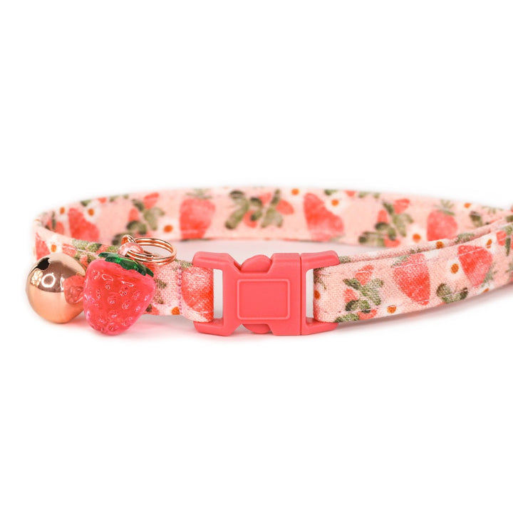 So Berry Sweet - Pink Strawberry Cat Collar