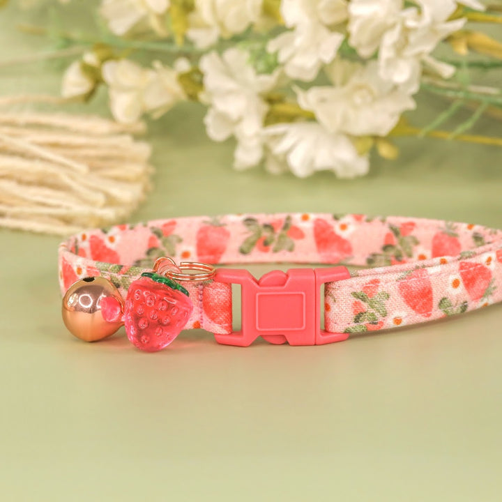 So Berry Sweet - Pink Strawberry Cat Collar