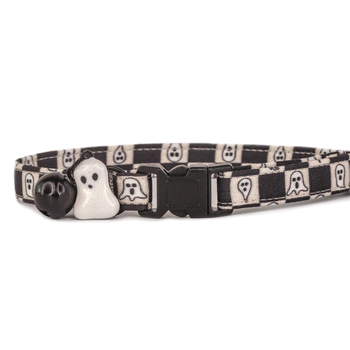 Ain't Afraid Of No Ghosts - Checkered Ghost Halloween Cat Collar