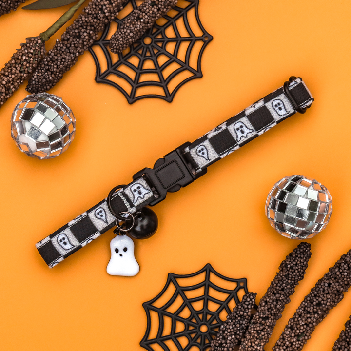 Ain't Afraid Of No Ghosts - Checkered Ghost Halloween Cat Collar