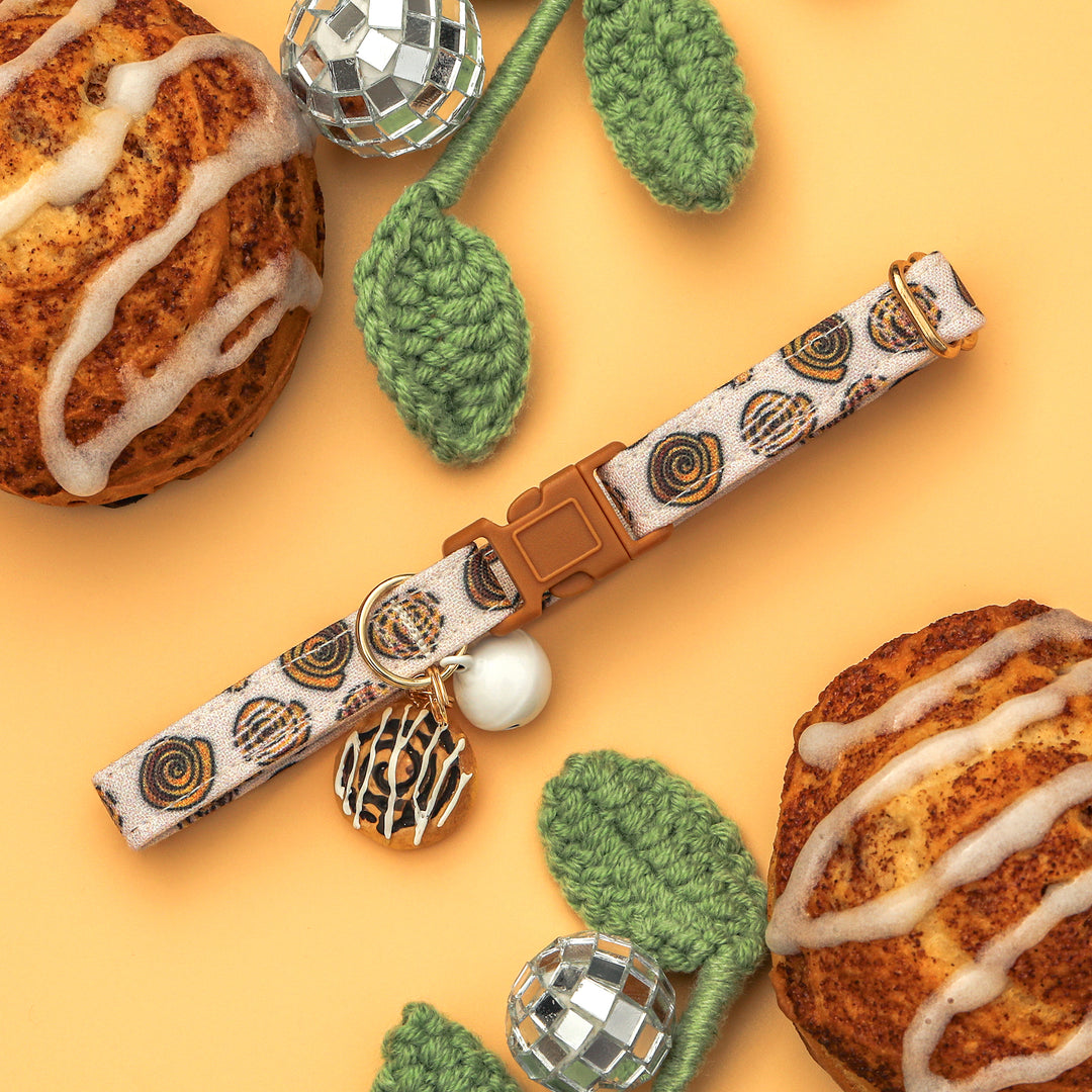 One Hot Bun - Cinnamon Roll Cat Collar