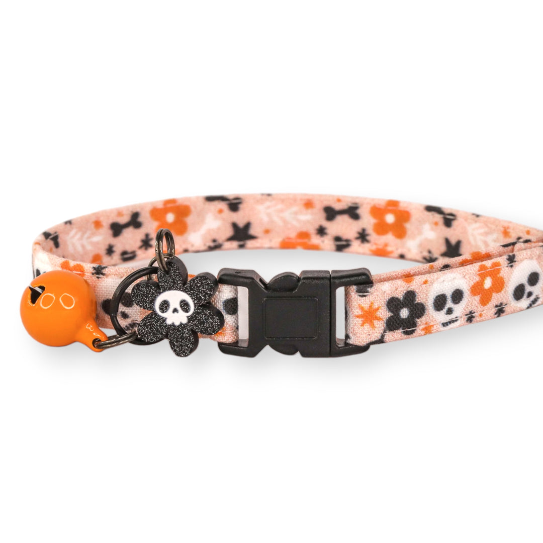 Dead Inside - Peach Daisy Skull Halloween Cat Collar