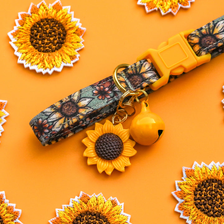 Fall Foilage - Green Sunflower Floral Cat Collar