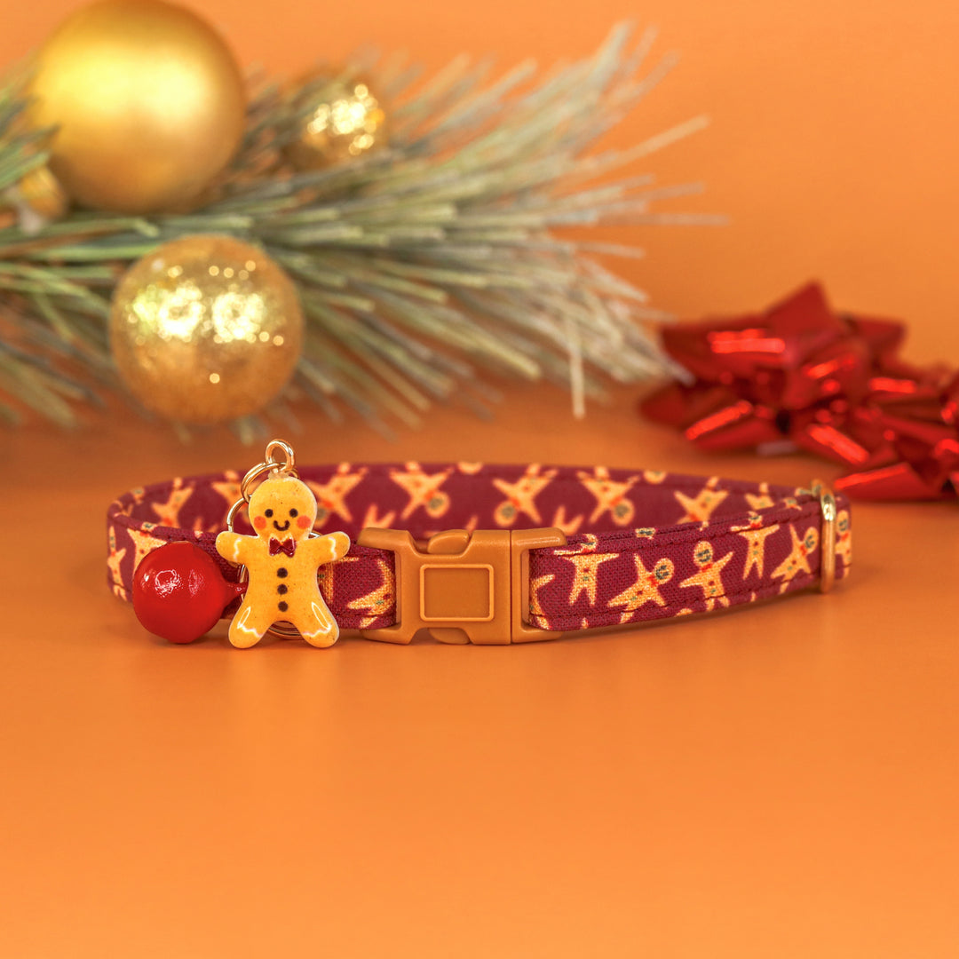 The Perfect Gingerman - Burgundy Gingerbread Man Christmas Cat Collar