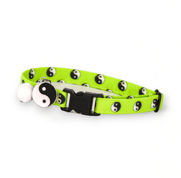 Opposites Attract - Green Yin Yang Cat Collar