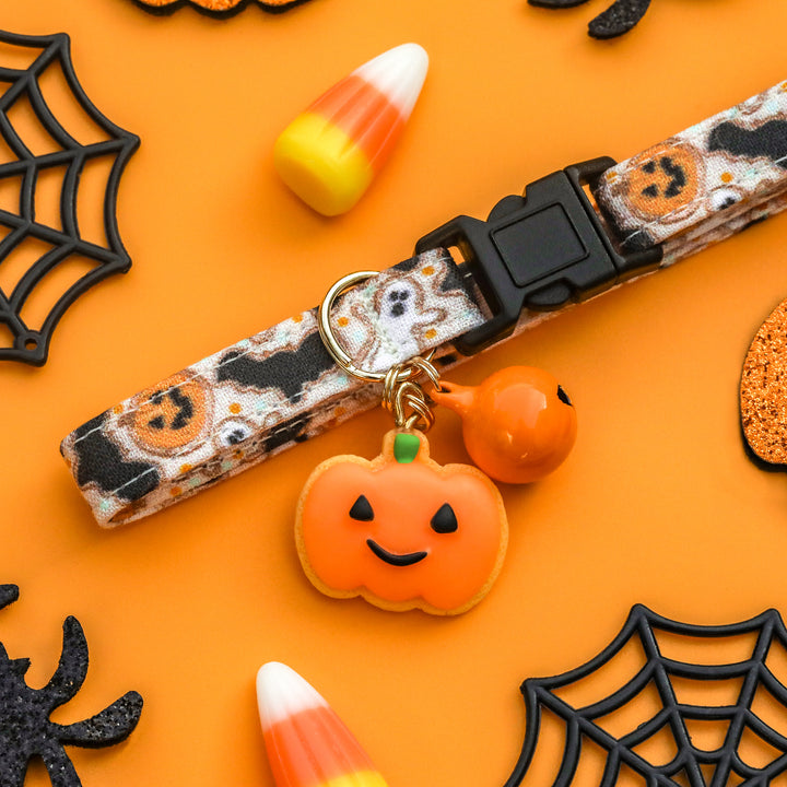 Trick-or-Treat Yourself - Halloween Cookies Cat Collar