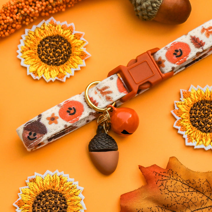 Happy Harvest - Smiling Pumpkins and Acorns Fall Cat Collar