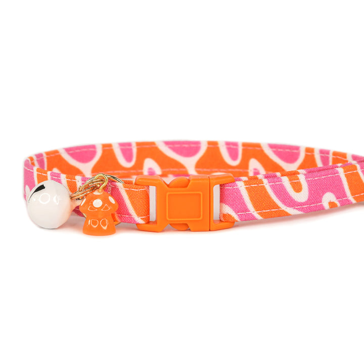 Heat Wave - Retro Hot Pink and Orange Swirled Cat Collar