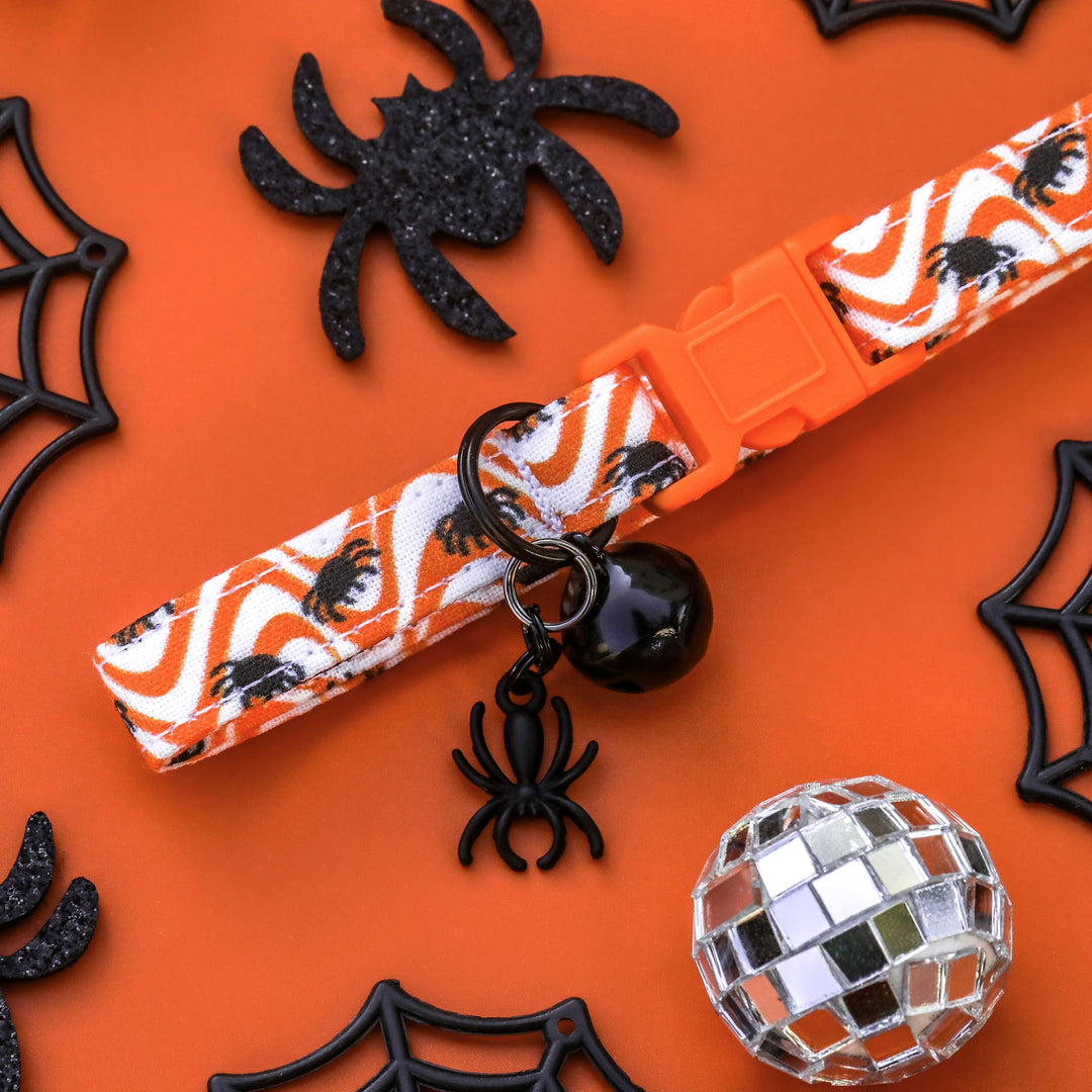 Jeepers Creepers - Halloween Wavy Orange Spider Cat Collar