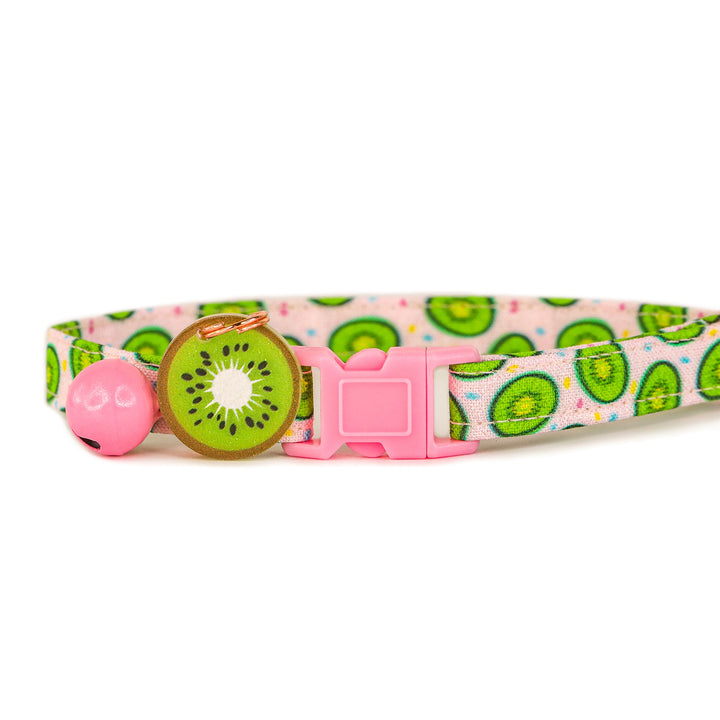 Tooti Fruity - Light Pink Kiwi Cat Collar