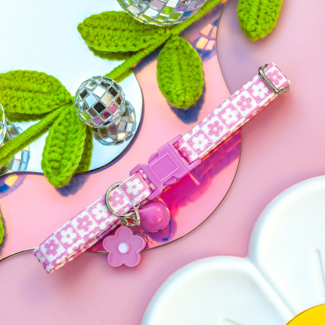 Pushing Daisies - Lilac Checkered Daisy Cat Collar