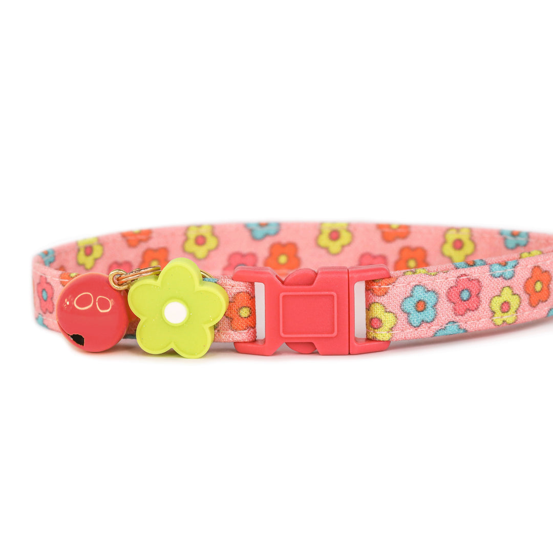 Malibu - Pink Groovy Daisy Cat Collar