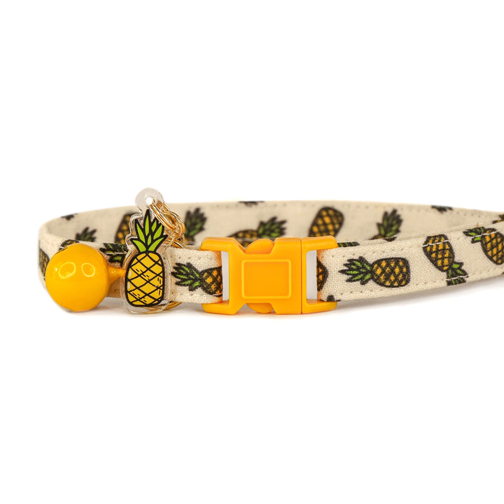 Pining for You - Pineapple Cat Collar