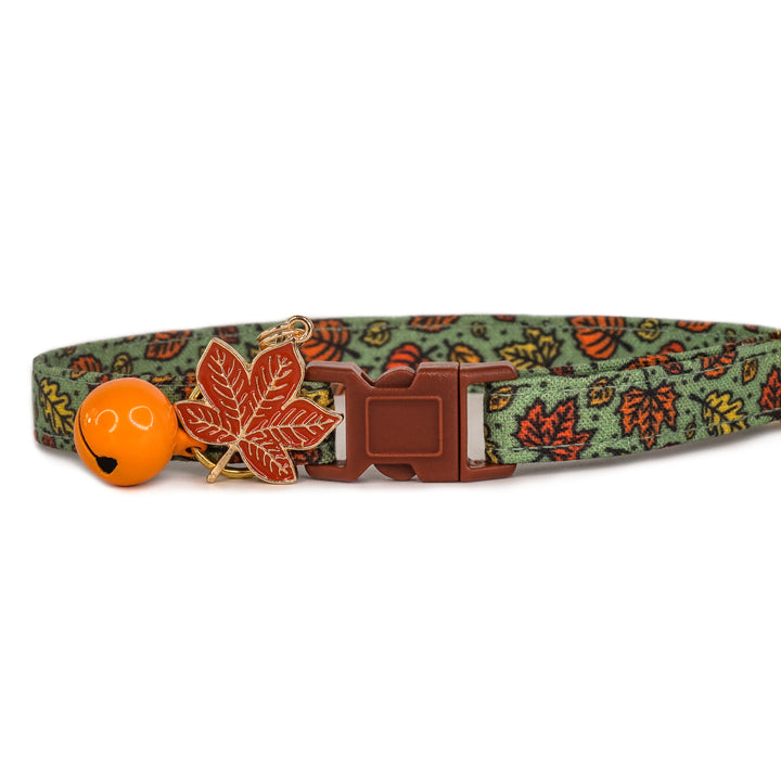 Rake It Up - Green Fall Leaves Cat Collar