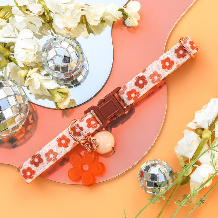 Flower Child - Neutral Retro Floral Cat Collar